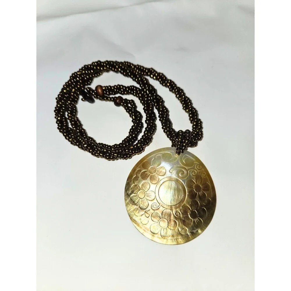 Mother of Pearl Floral Engraved Round Pendant Necklace Brown Seed Bead Boho